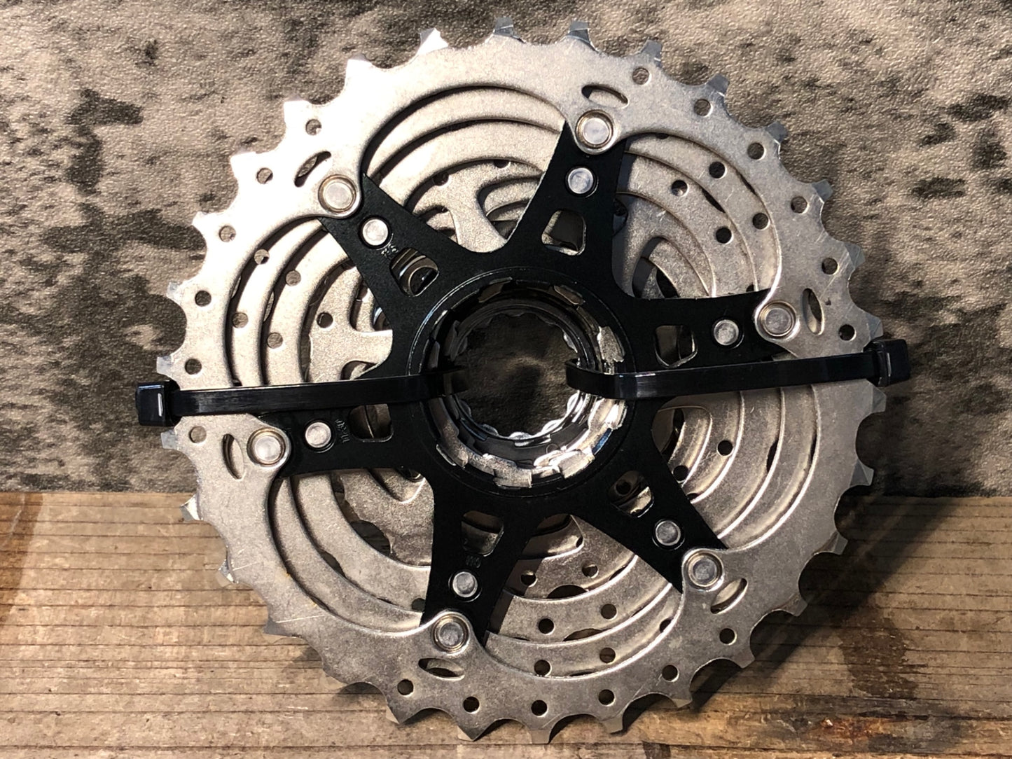 JB616 シマノ SHIMANO 105 CS-R7000 スプロケット 11-30T 11S