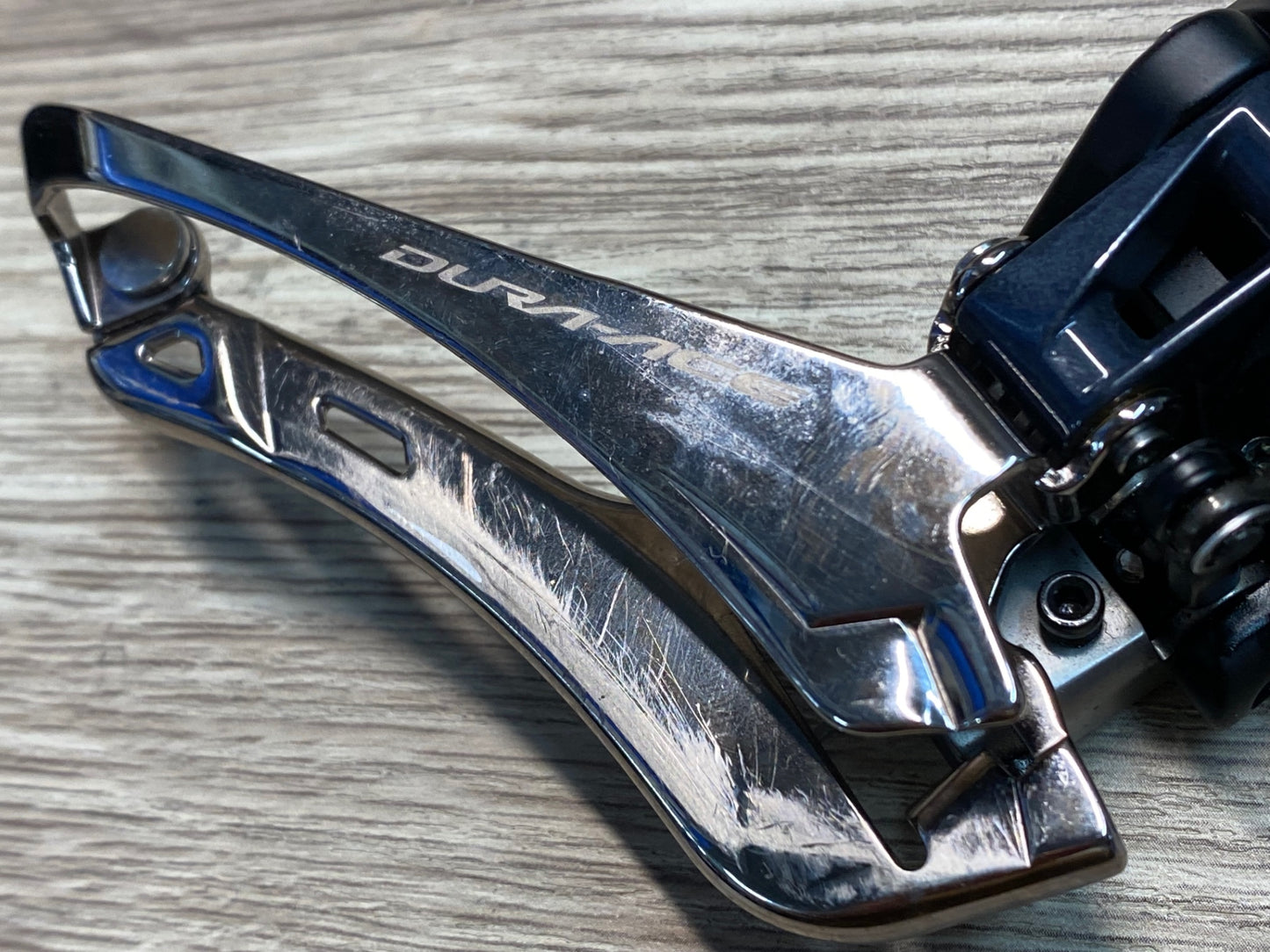 IU688 シマノ SHIMANO デュラエース DURA-ACE FD-R9150 フロントディレイラー ※動作確認済み