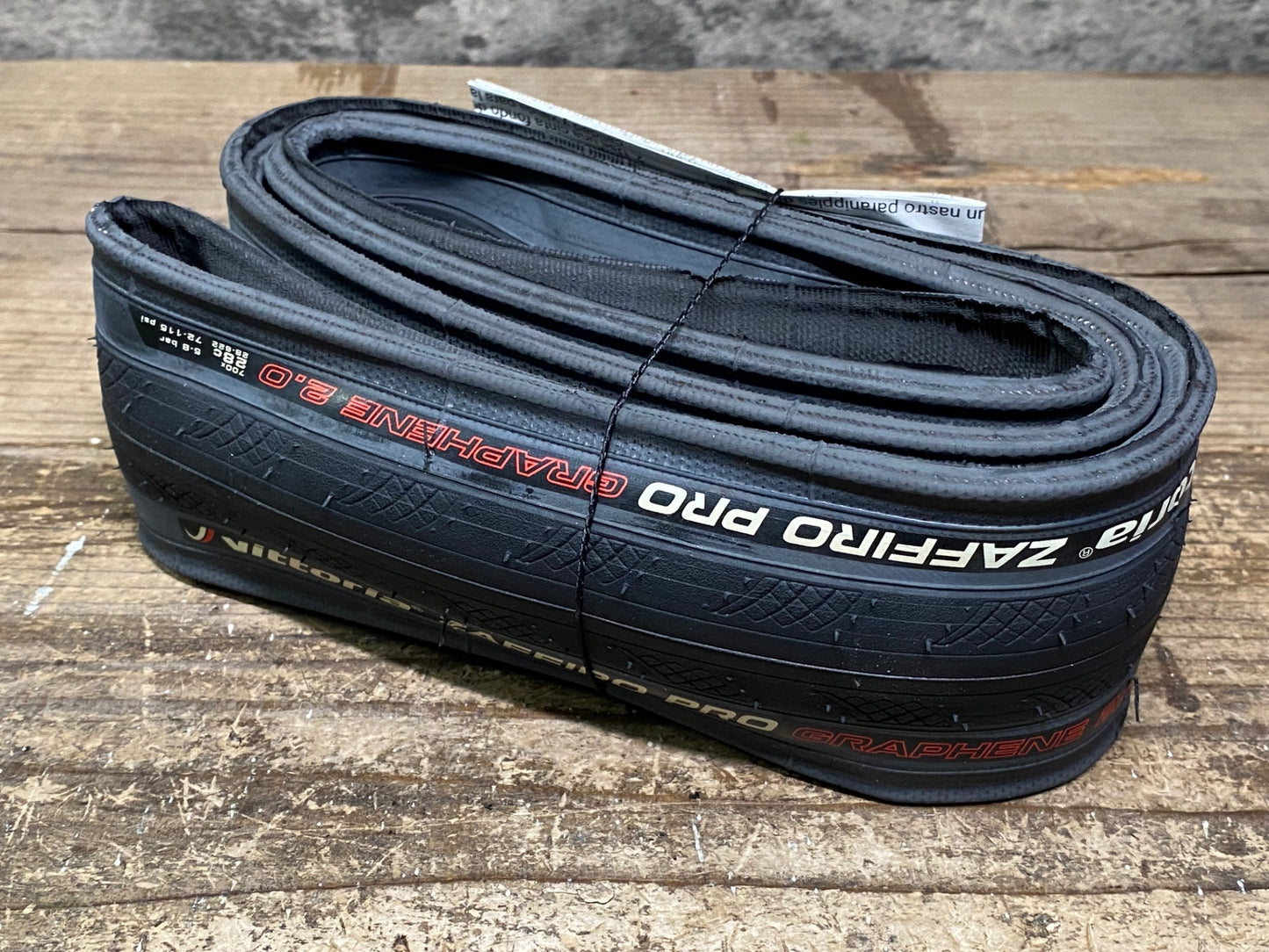 IW081 ヴィットリア vittoria ZAFFIRO PRO GRAPHENE 2.0 700x28C タイヤ