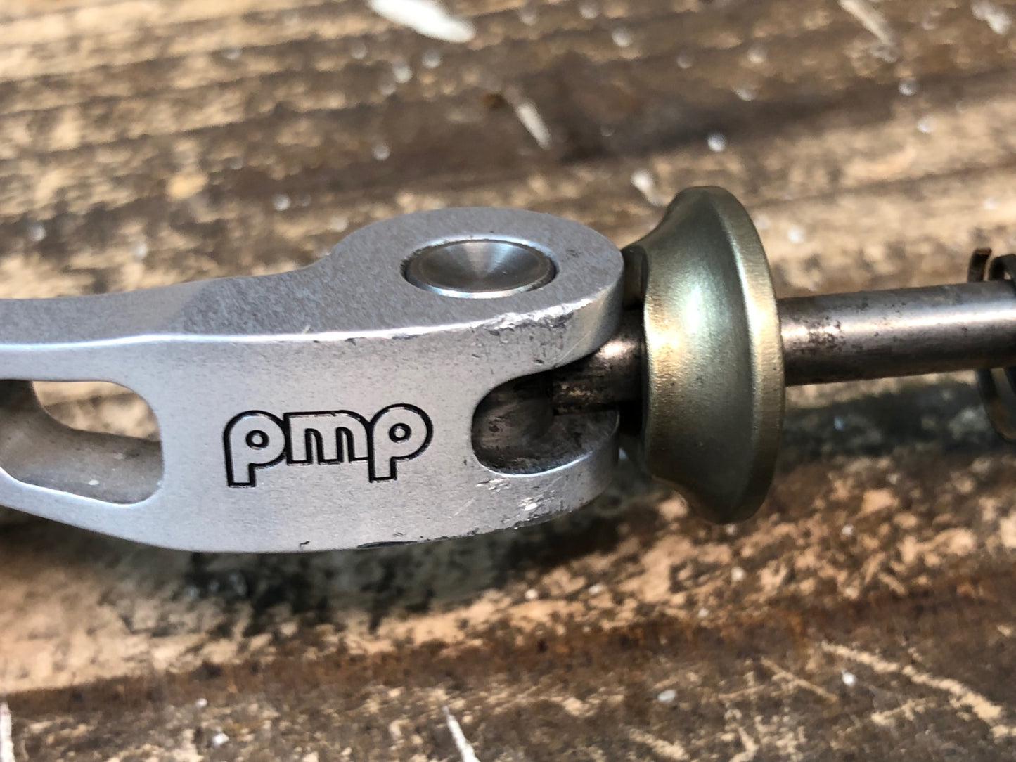 IY324 PMP T072 チタン クイックリリース 前後セット 100mm×130mm シルバー