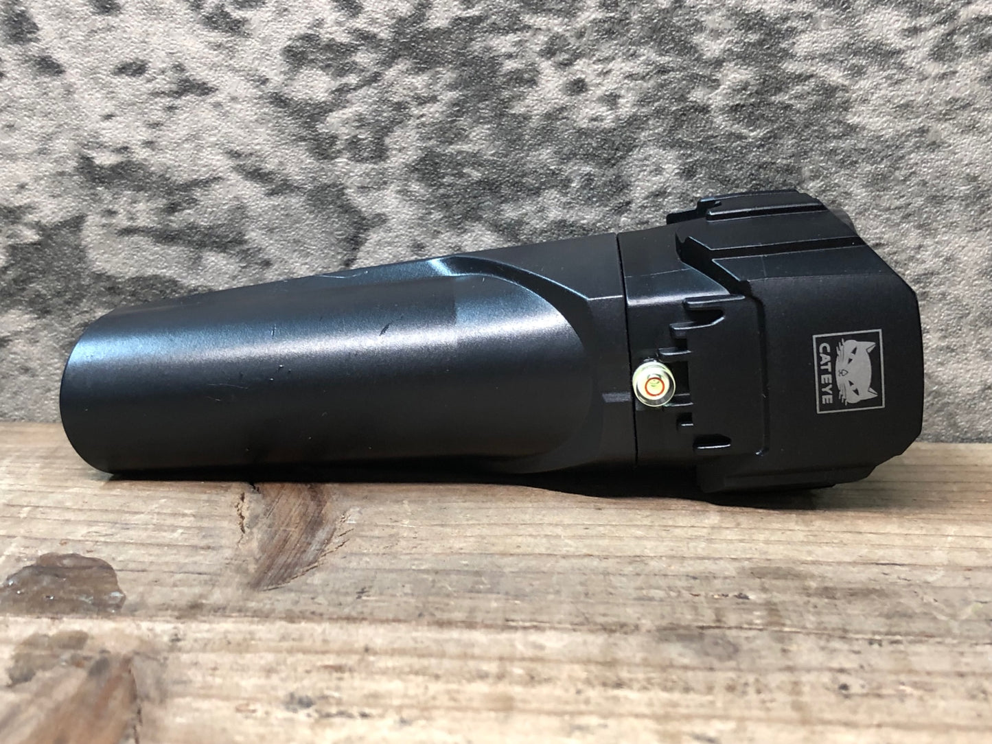 IW902 キャットアイ CATEYE GVOLT100 フロントライト ※点灯確認済み