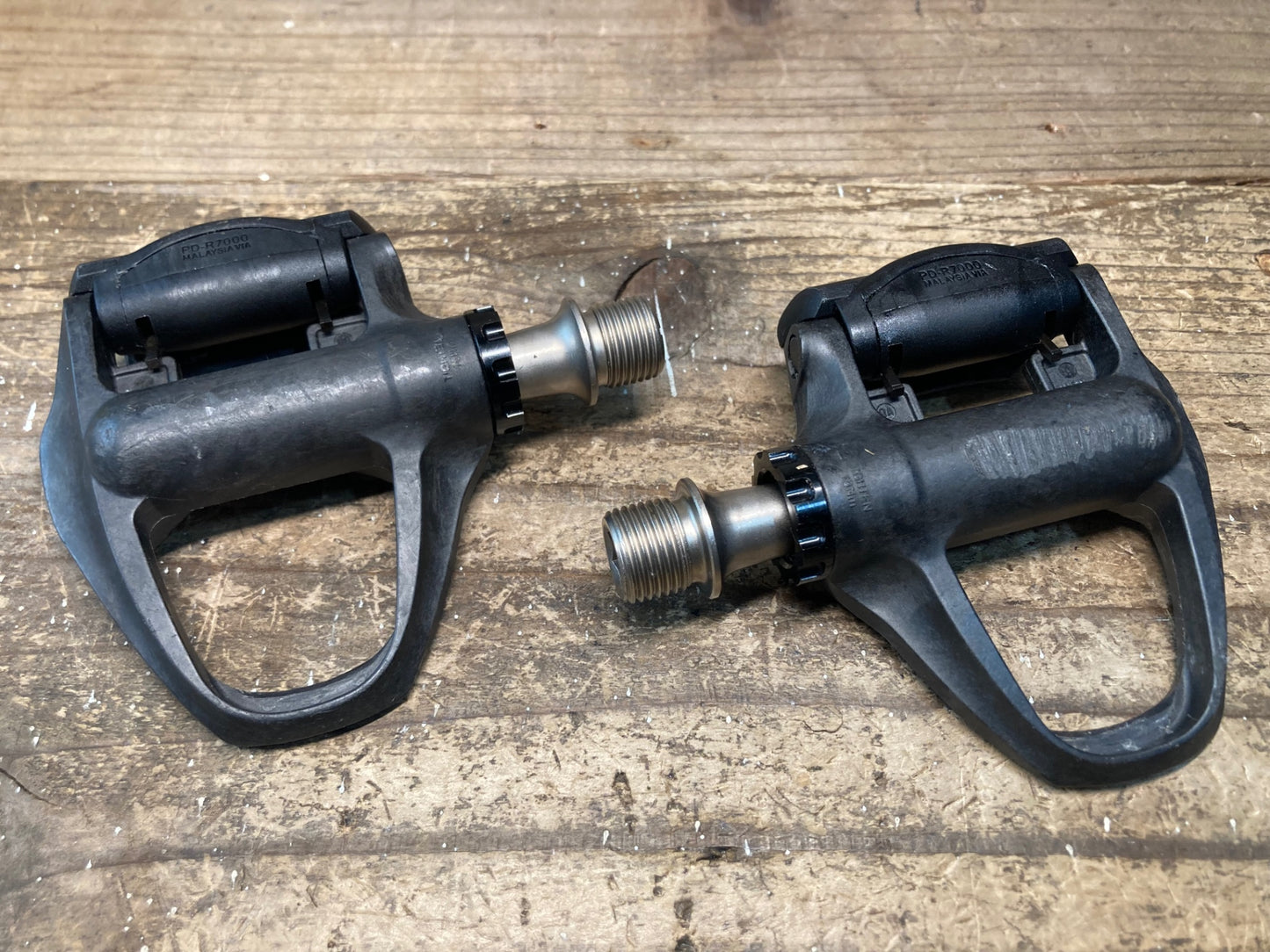 IW971 シマノ SHIMANO 105 PD-R7000 ビンディングペダル