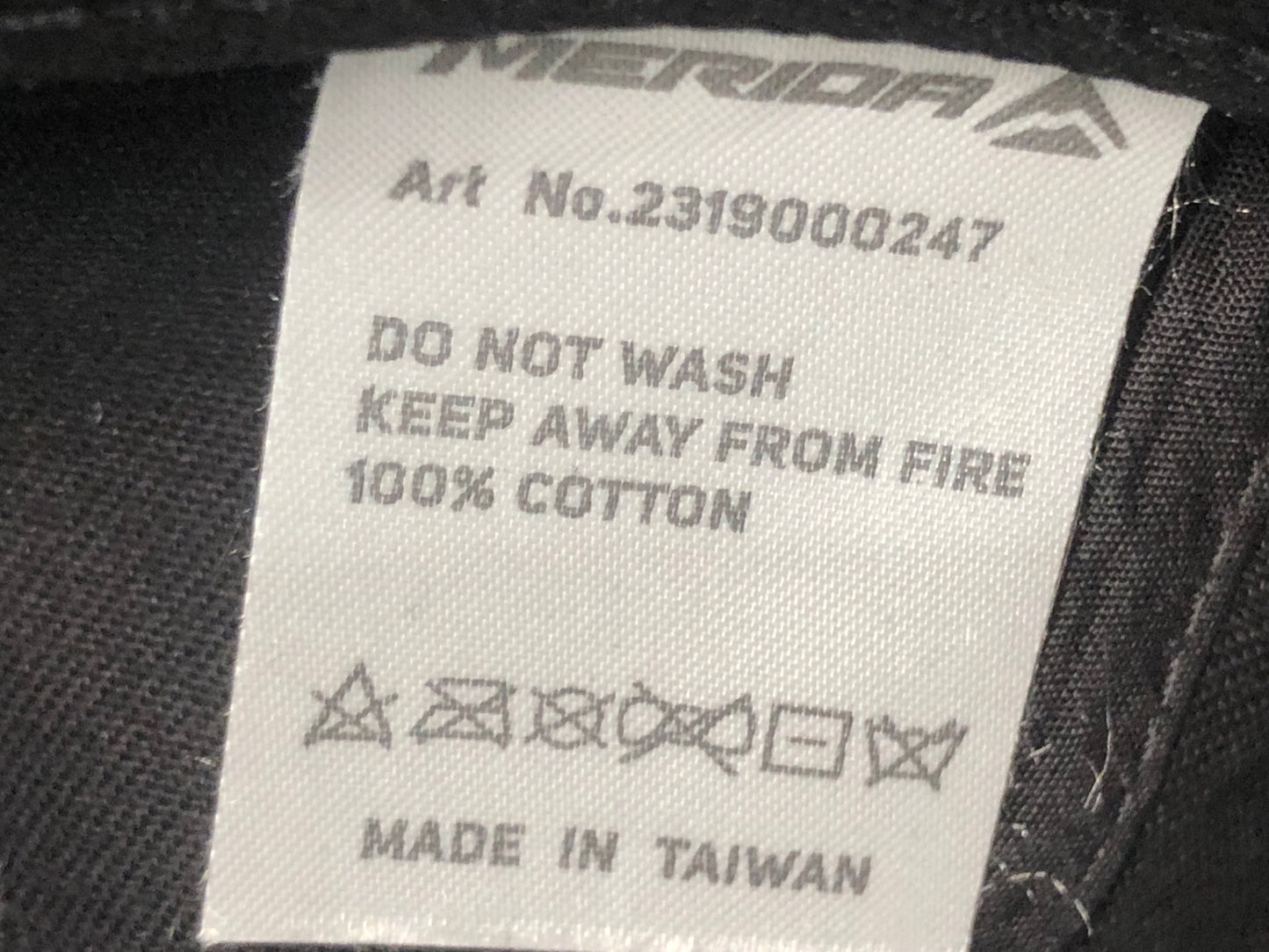 IQ207 メリダ MERIDA キャップ 黒