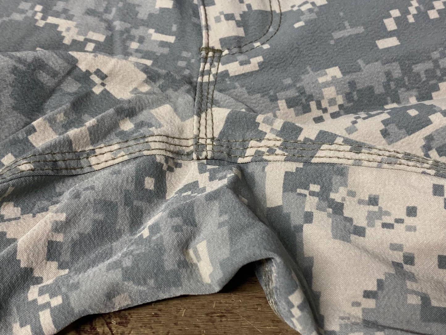 IS032 スワーブ SWRVE BLACK LABEL LIMITED WATER&WIND REPELLANT ハーフパンツ W32 迷彩