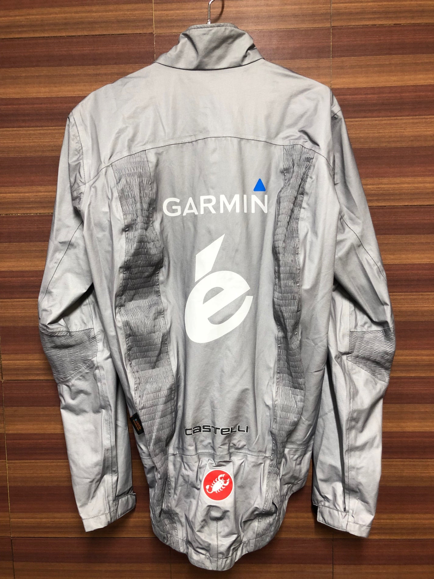 IJ062 カステリ CASTELLI ガーミン GARMIN ウィンドブレーカー グレー L