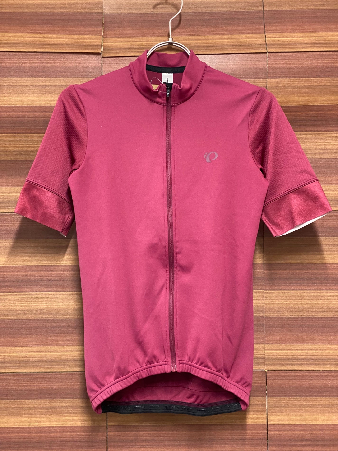 IV371 パールイズミ PEARL iZUMi 半袖 サイクルジャージ 赤紫 M