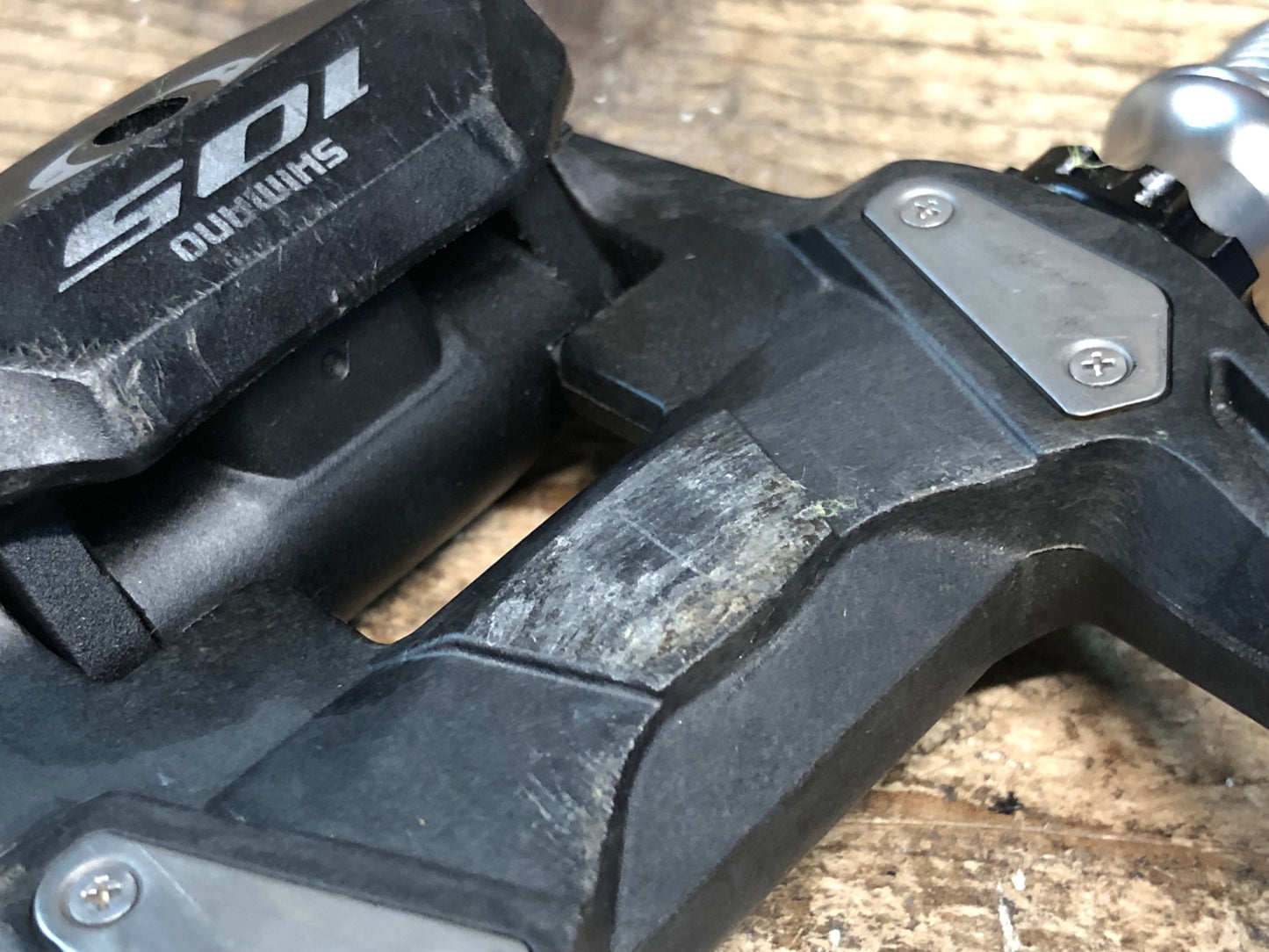 IZ710 シマノ SHIMANO 105 PD-R7000 ビンディングぺダル SPD-SL 黒