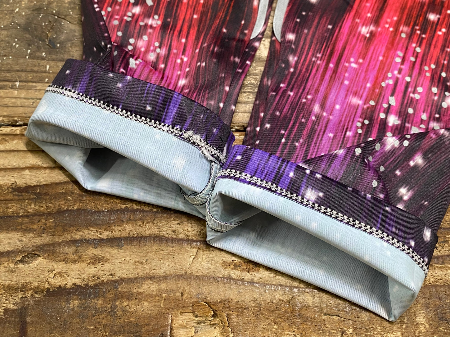 IW369 リブ Liv レッグカバー M