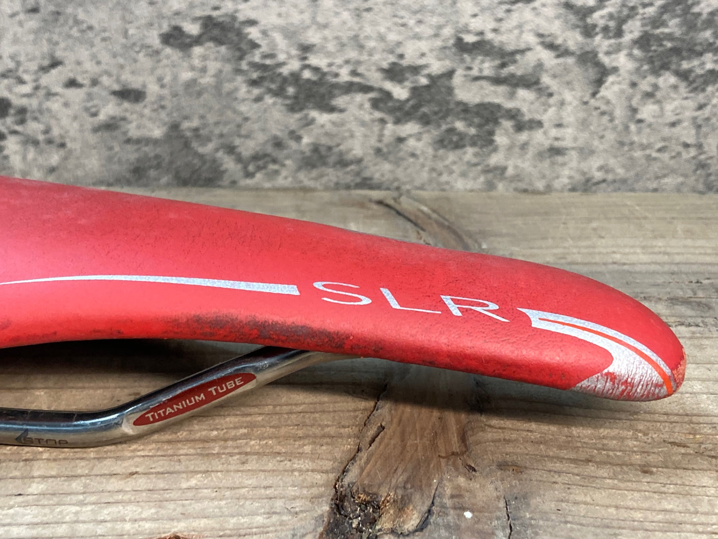 IP742 セライタリア selle italia SLR サドル チタンレール 赤