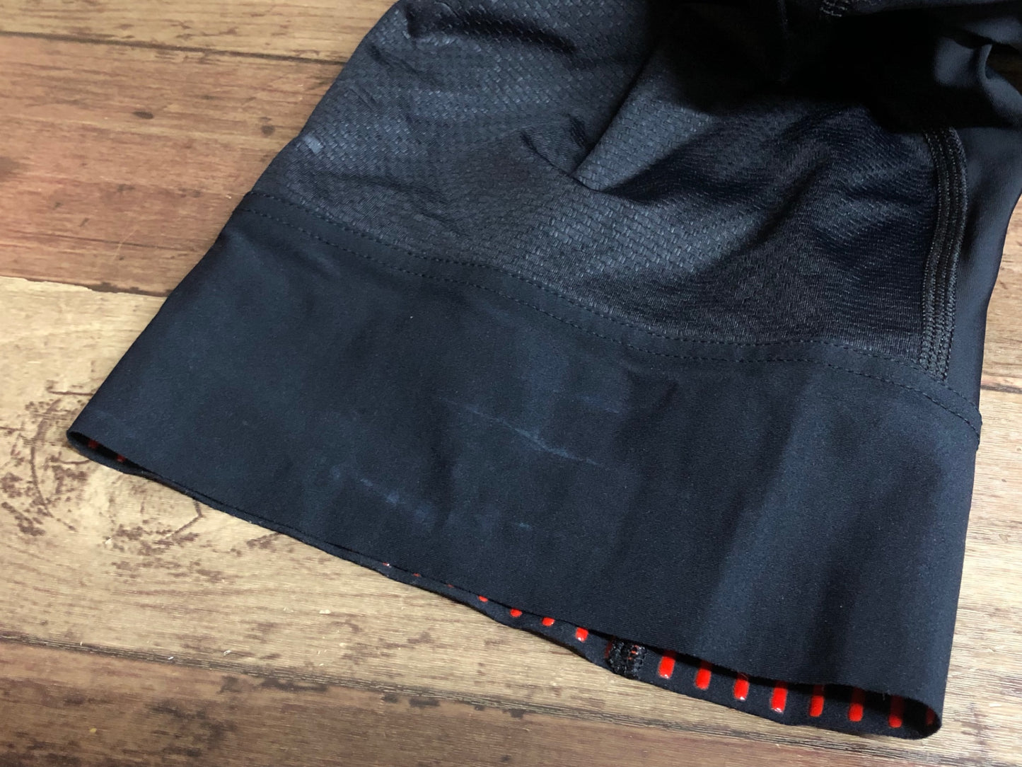 IQ520 カステリ CASTELLI ビブショーツ 黒 赤 M
