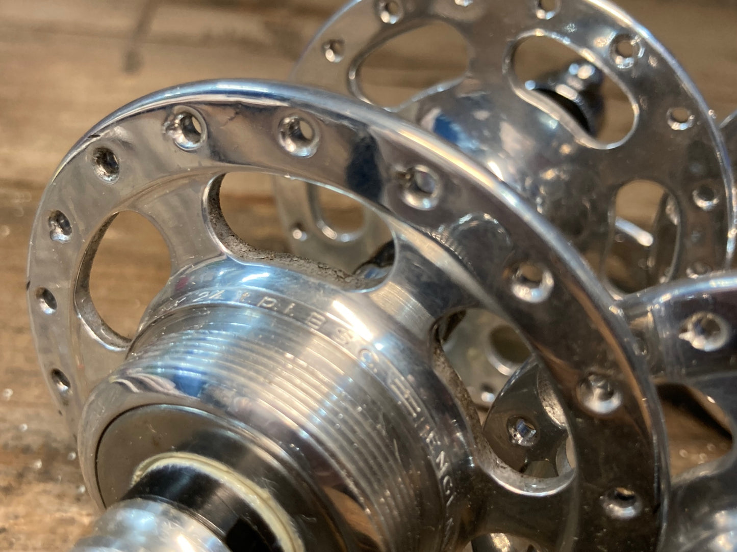 IL936 カンパニョーロ Campagnolo レコード RECORD ラージフランジ ハブセット 36H OLD100x126mm BSCネジ