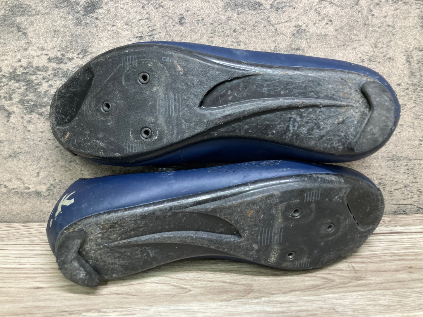 JB682 フィジーク fizik R4 ROAD SHOES ビンディングシューズ SPD-SL EU41.5 ネイビー※ソール傷