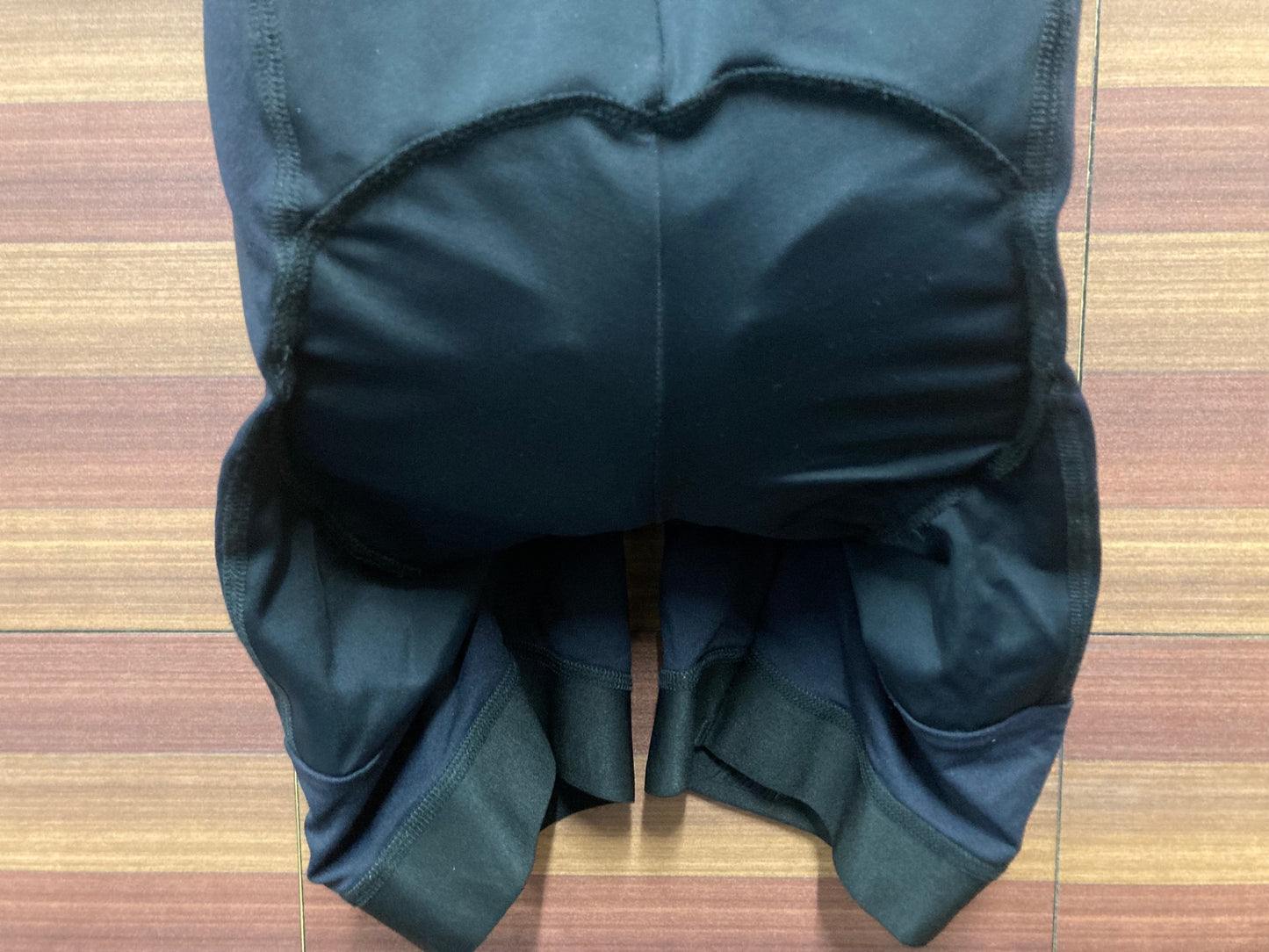 IQ729 イザドア Isadore ビブショーツ 黒 S