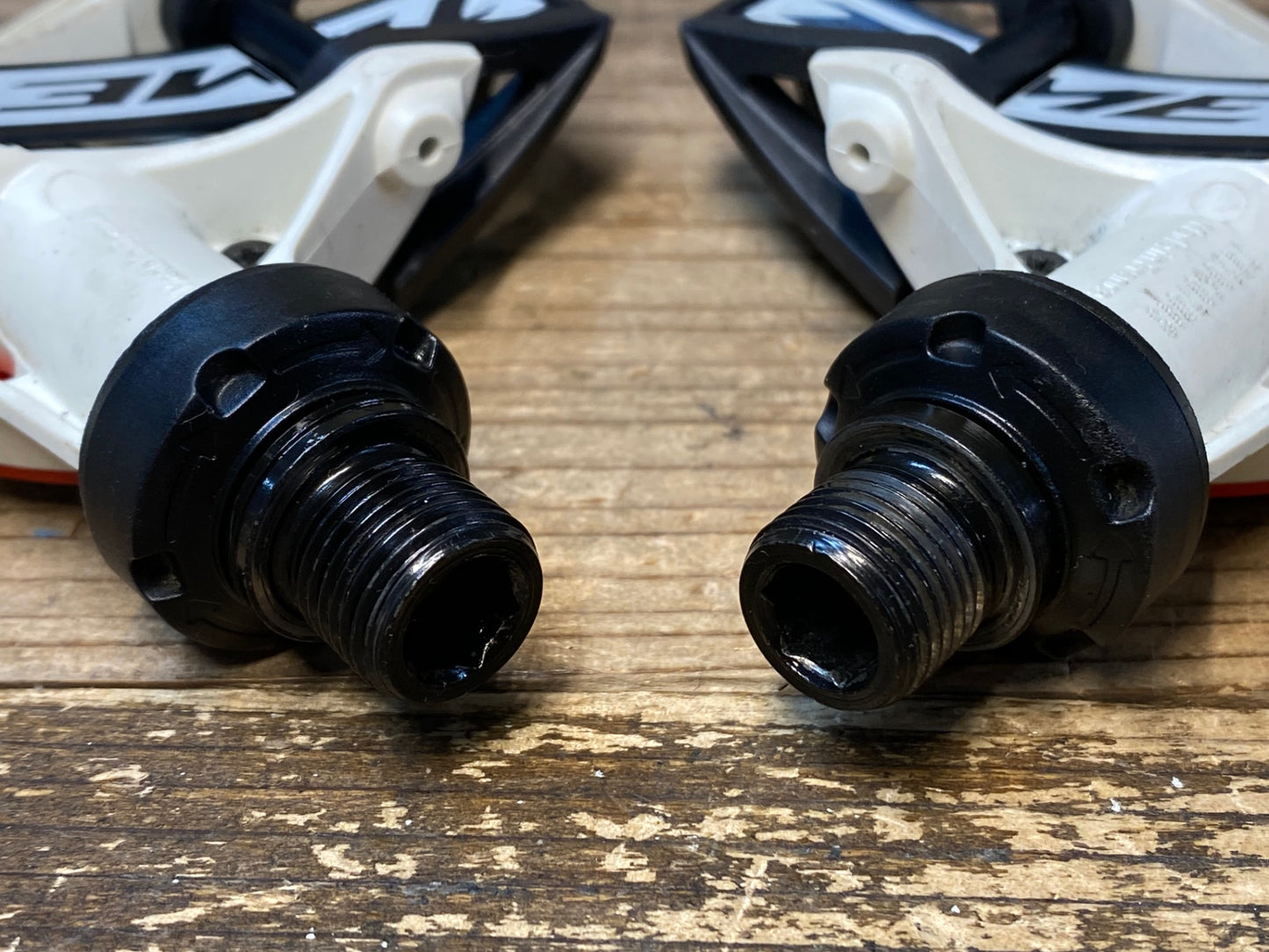 IW334 タイム TIME XPRESSO JAPAN ビンディングペダル