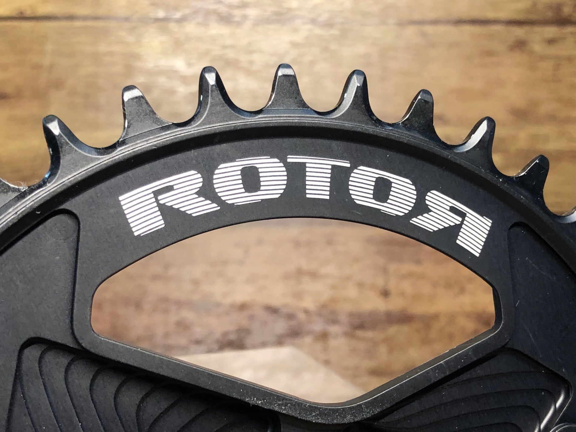 IA662 ローター ROTOR ROUND CHAINRINGS チェーンリング 40T ダイレクトマウント 厚歯 – BICI AMORE EQ  STORE