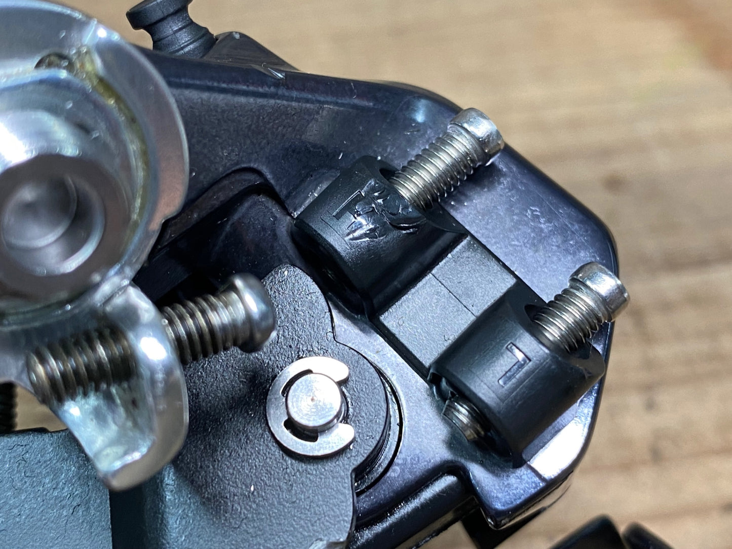 IT338 シマノ SHIMANO アルテグラ ULTEGRA RD-6870 リアディレイラー Di2 11S SS 接続確認済み