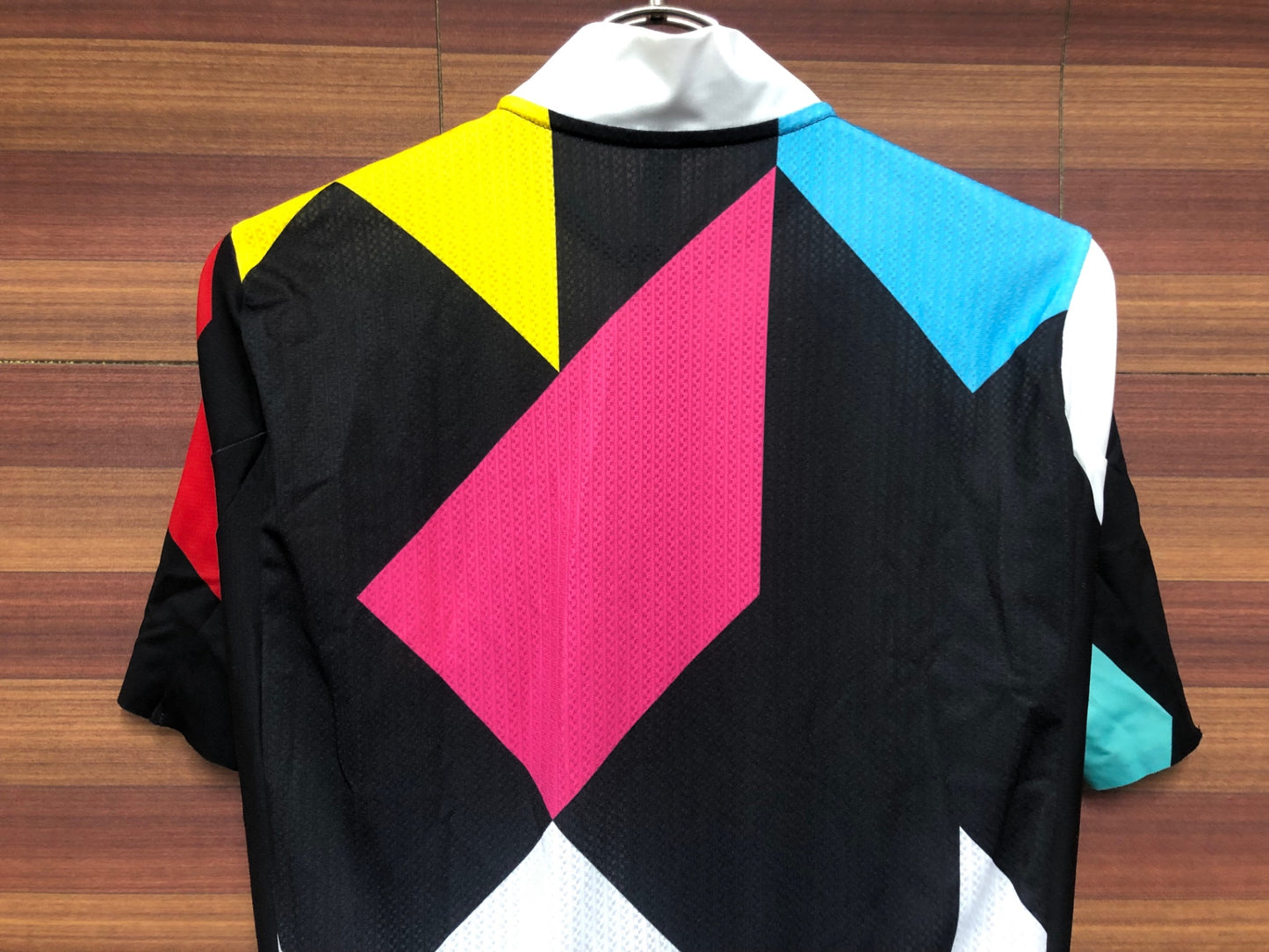 IQ705 アソス Assos LTD EDITION MOD. ROCK 半袖 サイクルジャージ 白 黒 総柄 S