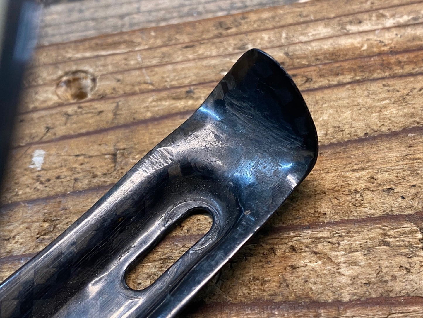 IS495 タイム TIME カーボン ボトルケージ 赤黒