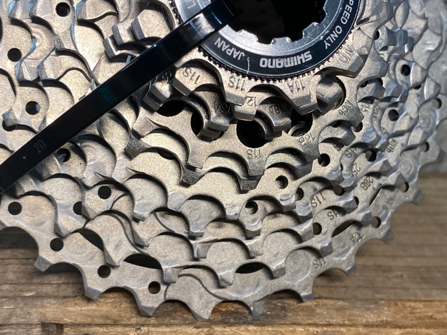 HU404 シマノ SHIMANO アルテグラ ULTEGRA CS-6800 11-32T スプロケット11S