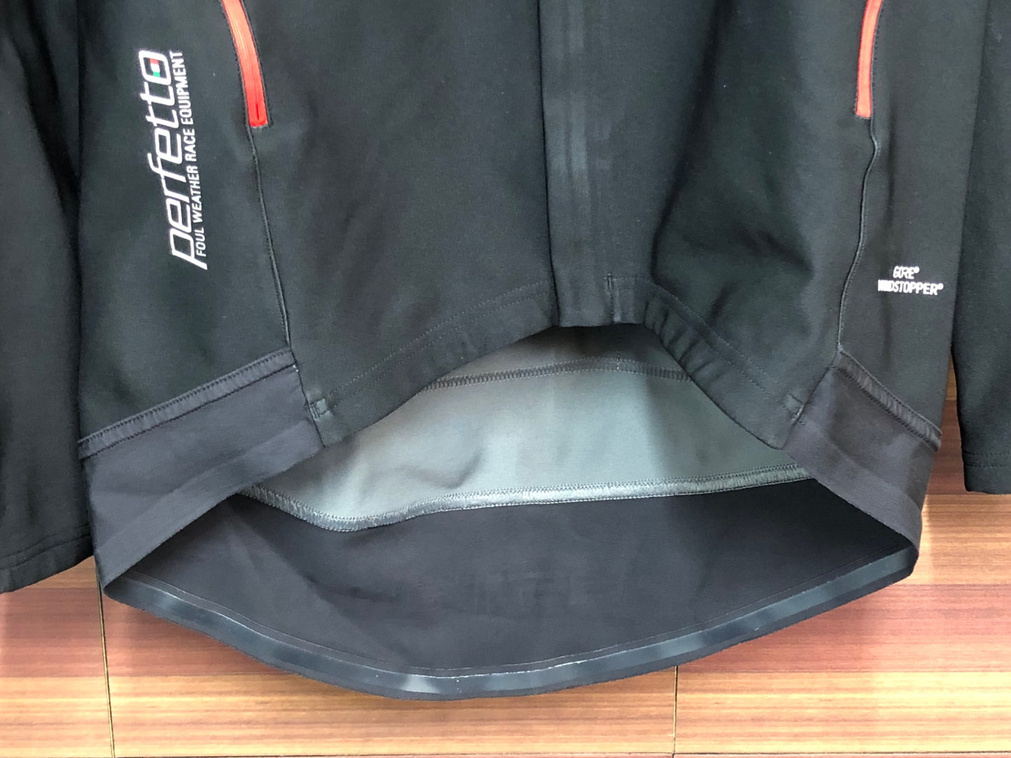 IT116 カステリ CASTELLI ROSSOCORSA perfetto 長袖 サイクルジャケット 黒 L GORE WINDSTOPPER