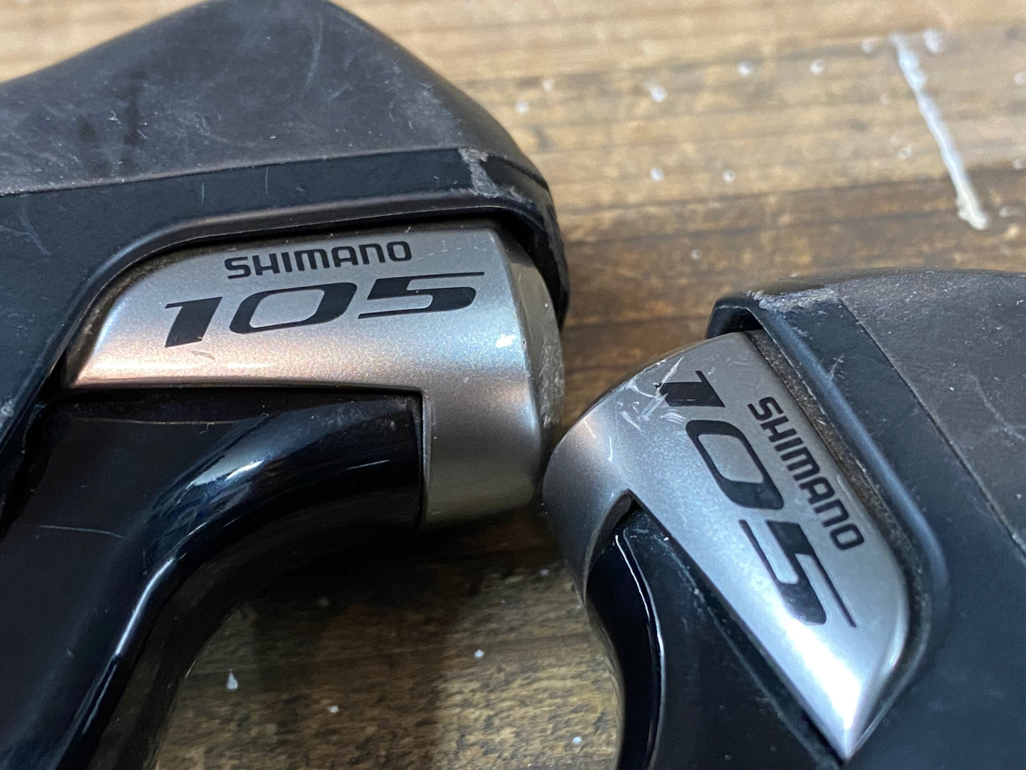 IU995 シマノ SHIMANO 105 ST-5800 STIレバー 2x11S ガリ傷大