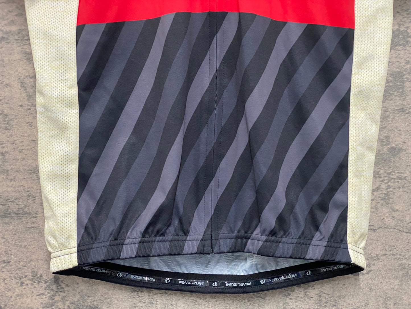 JA638 パールイズミ PEARL iZUMi 半袖 サイクルジャージ 黒 L LANTERNE ROUGE