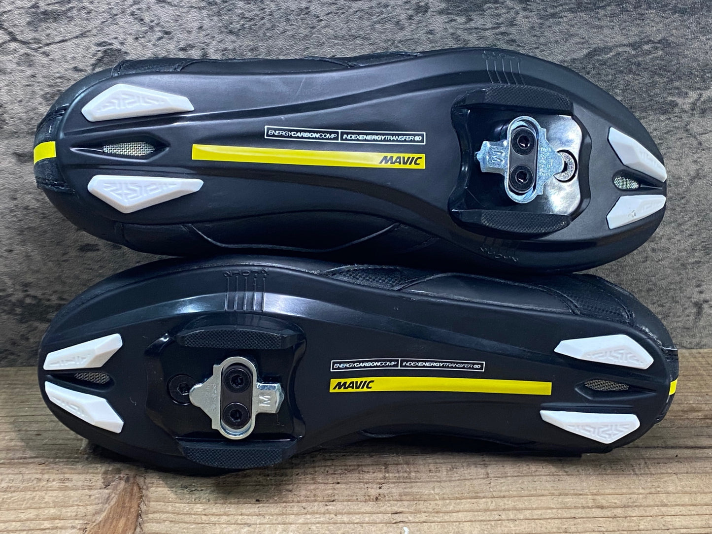JC694 未使用品 マヴィック MAVIC COSMIC ELITE ビンディングシューズ 黒 EU40 SPDアタッチメント ペン字あり