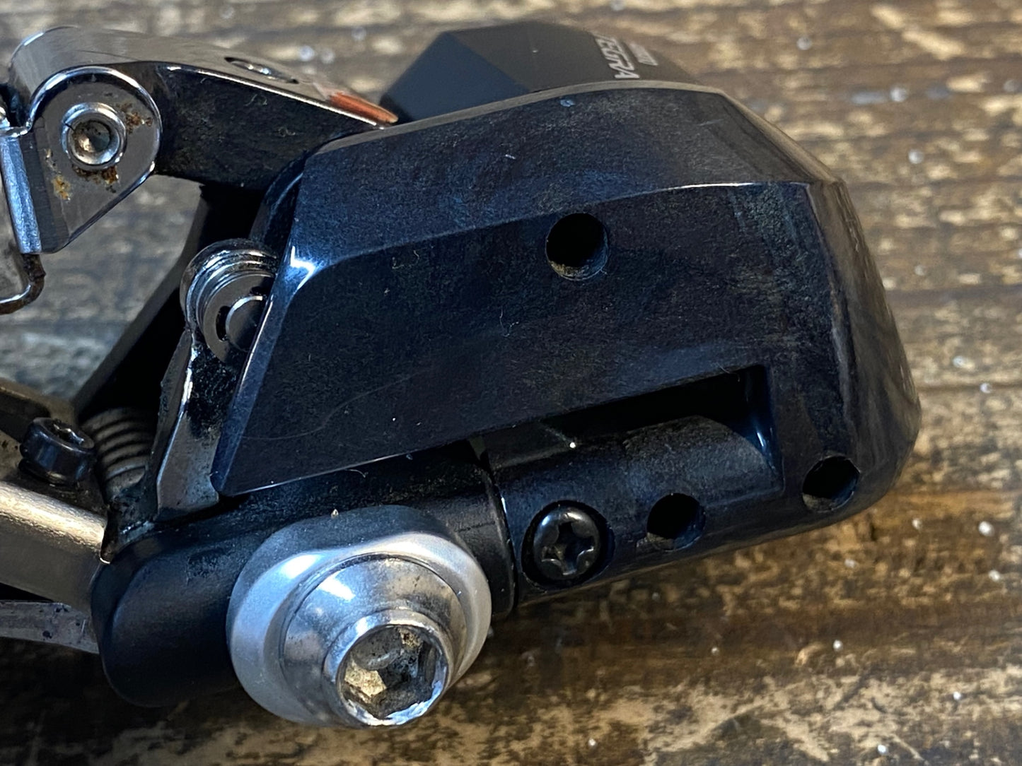 JD047 シマノ SHIMANO アルテグラ ULTEGRA FD-6870 フロントディレイラー Di2 動作確認済