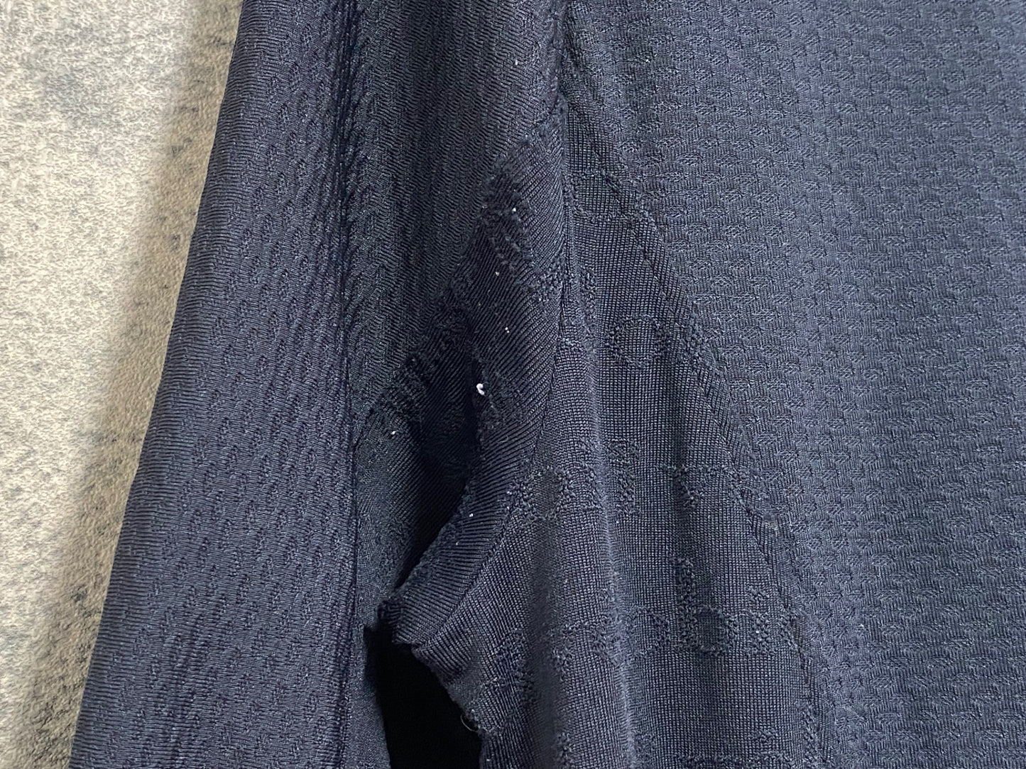 JB282 ヴェロビチ Velobici d KILLER 半袖 サイクルジャージ 黒 赤 SIZE-4 ※補修痕あり