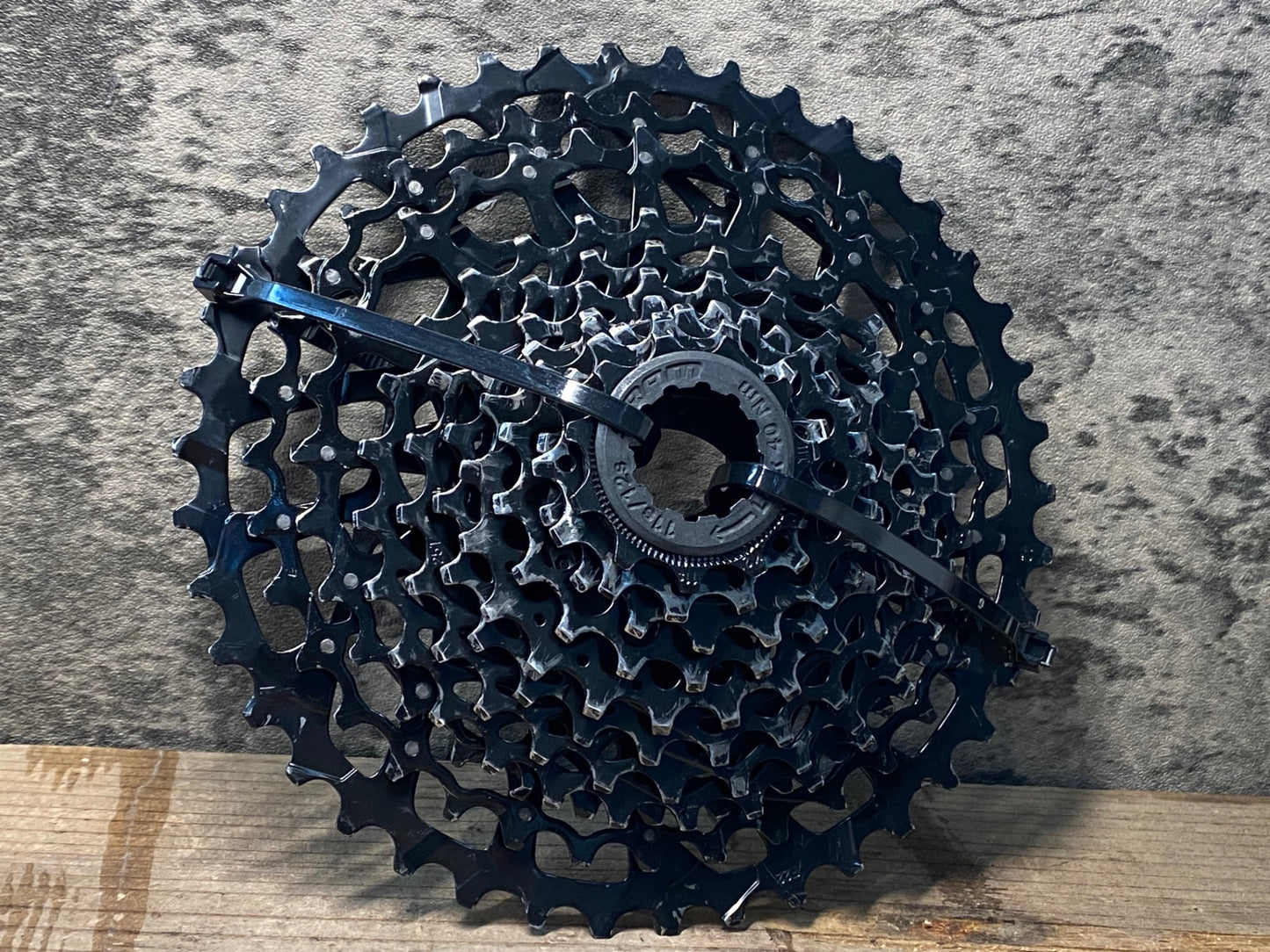IS039 スラム SRAM スプロケット 11s 11-42T