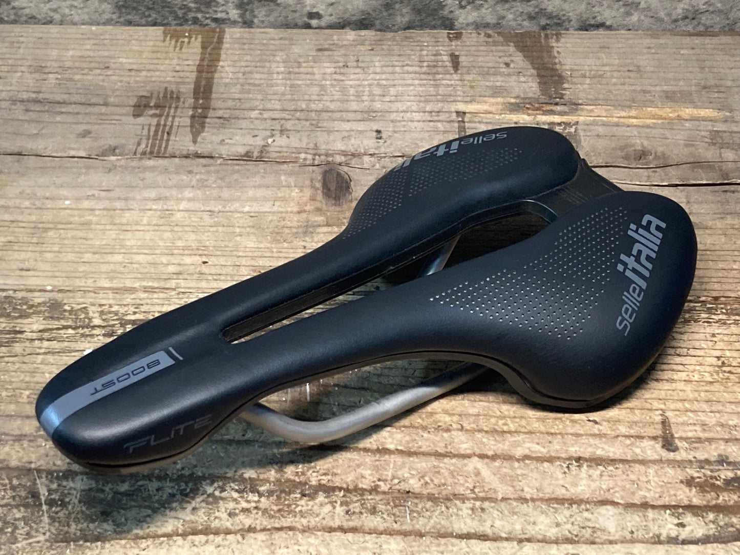 JD897 セライタリア SELLE ITALIA FLITE BOOST SUPERFLOW サドル 黒 Ti316レール