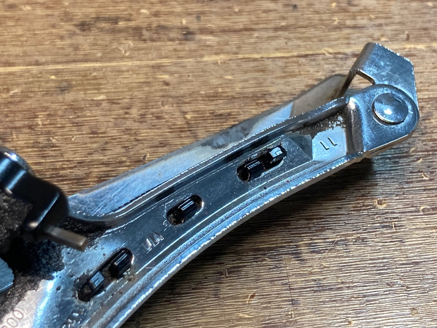 IM831 シマノ SHIMANO アルテグラ ULTEGRA FD-6800 直付 フロントディレイラー 2s ※サポートボルトねじ山なめのためジャンク