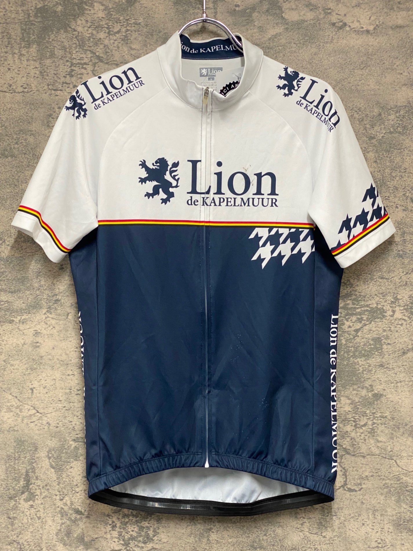 JA838 リオンドカペルミュール Lion de KAPELMUUR 半袖 サイクルジャージ 白 L ※穴あき、汚れのためジャンク