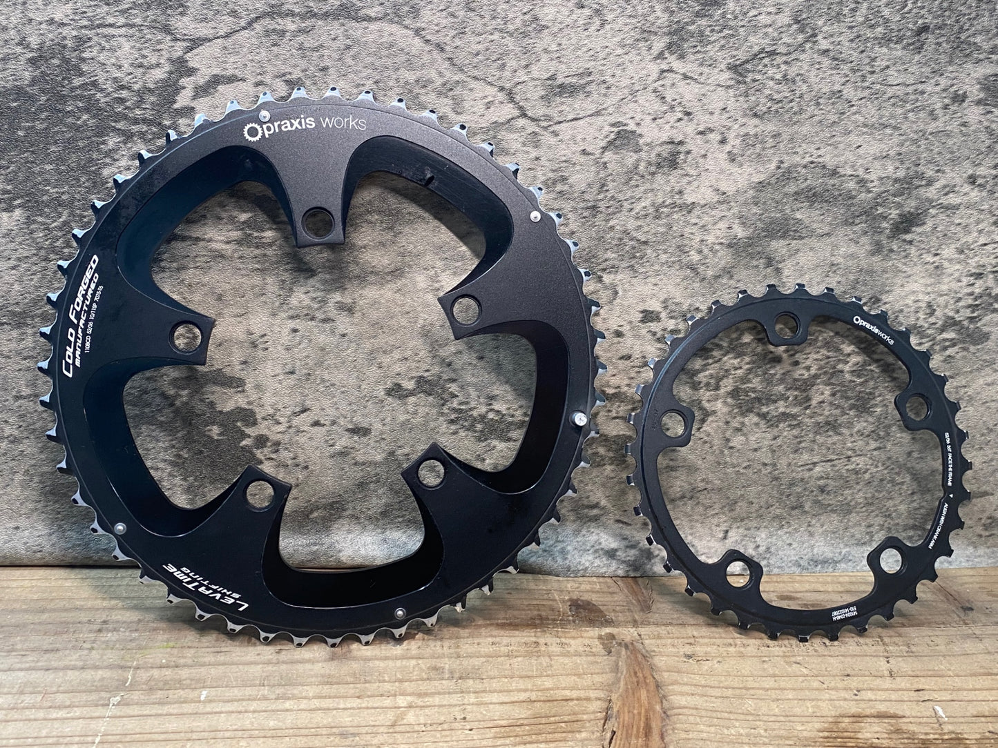 IT399 プラクシスワークス PRAXIS WORKS チェーンリング 52/36T 110BCD 10/11S 5アーム