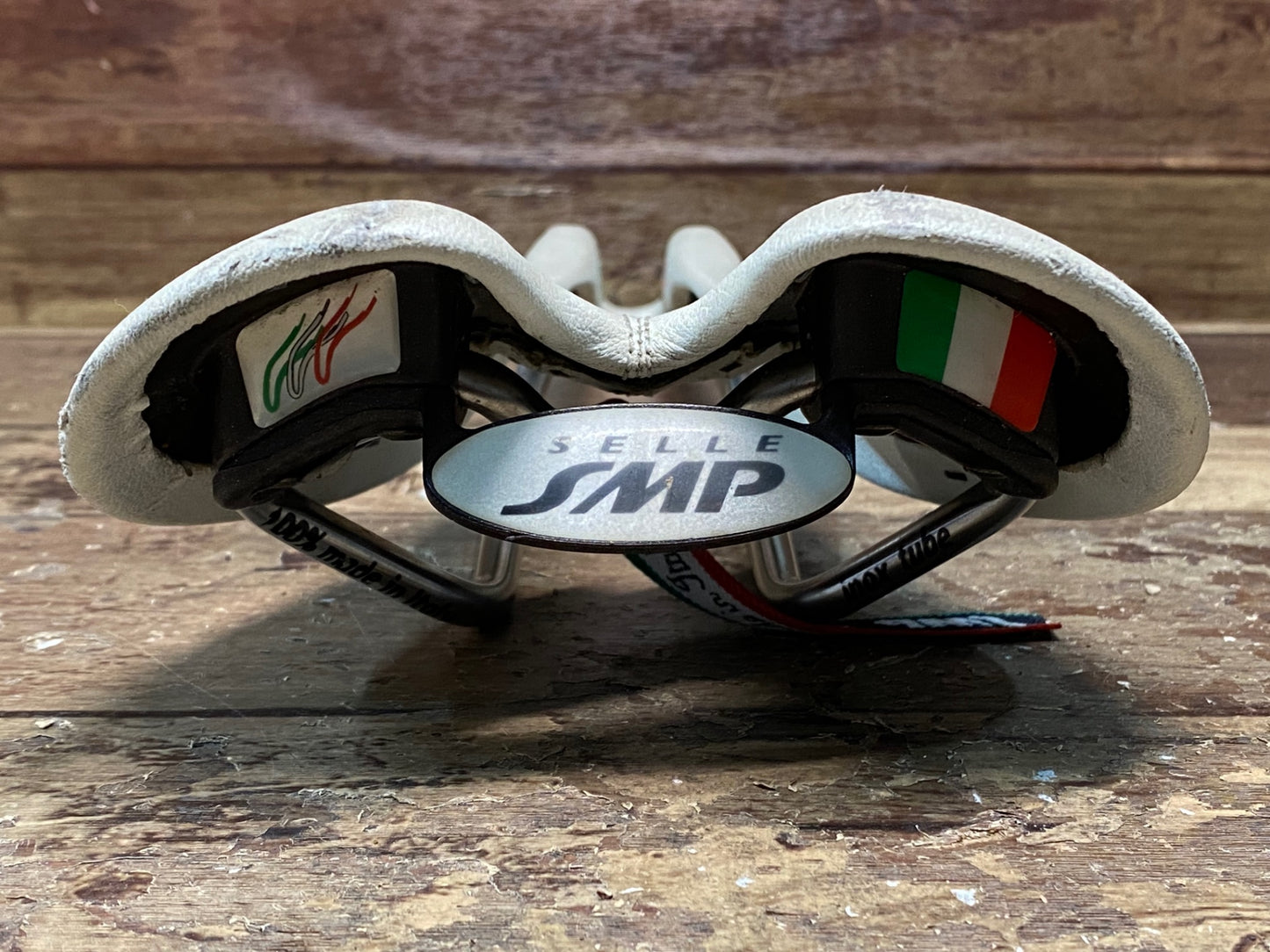 IM928 SELLE SMP FORMA LADY サドル 白 135mm