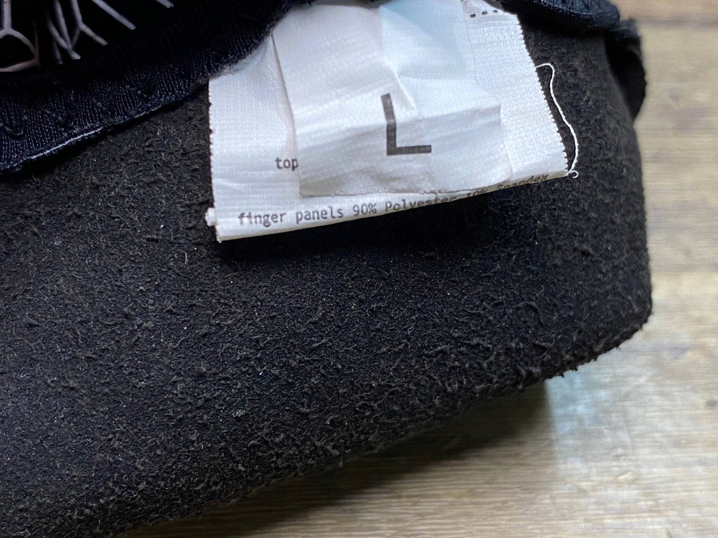 JB093 ハンドスケ HANDSKE 指切り グローブ 黒 黄 総柄 L