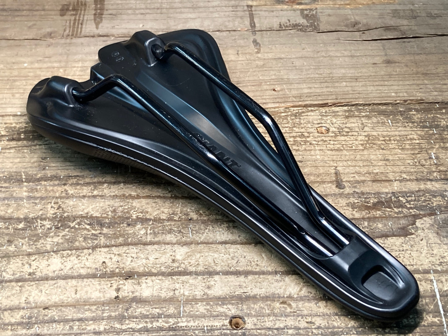 IT201 ジャイアント GIANT CONTACT FORWARD サドル 黒 クロモリレール