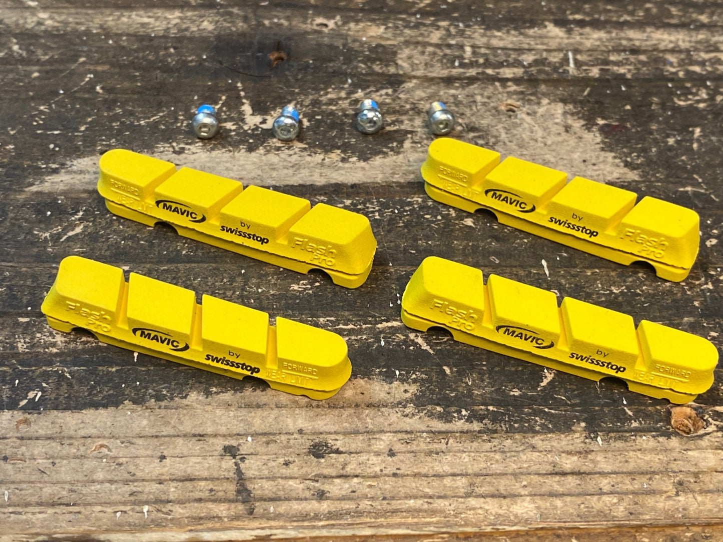 IV598 マヴィック MAVIC フラッシュプロ FLASH PRO カーボン ブレーキシュー シマノ用 前後ペア 未使用