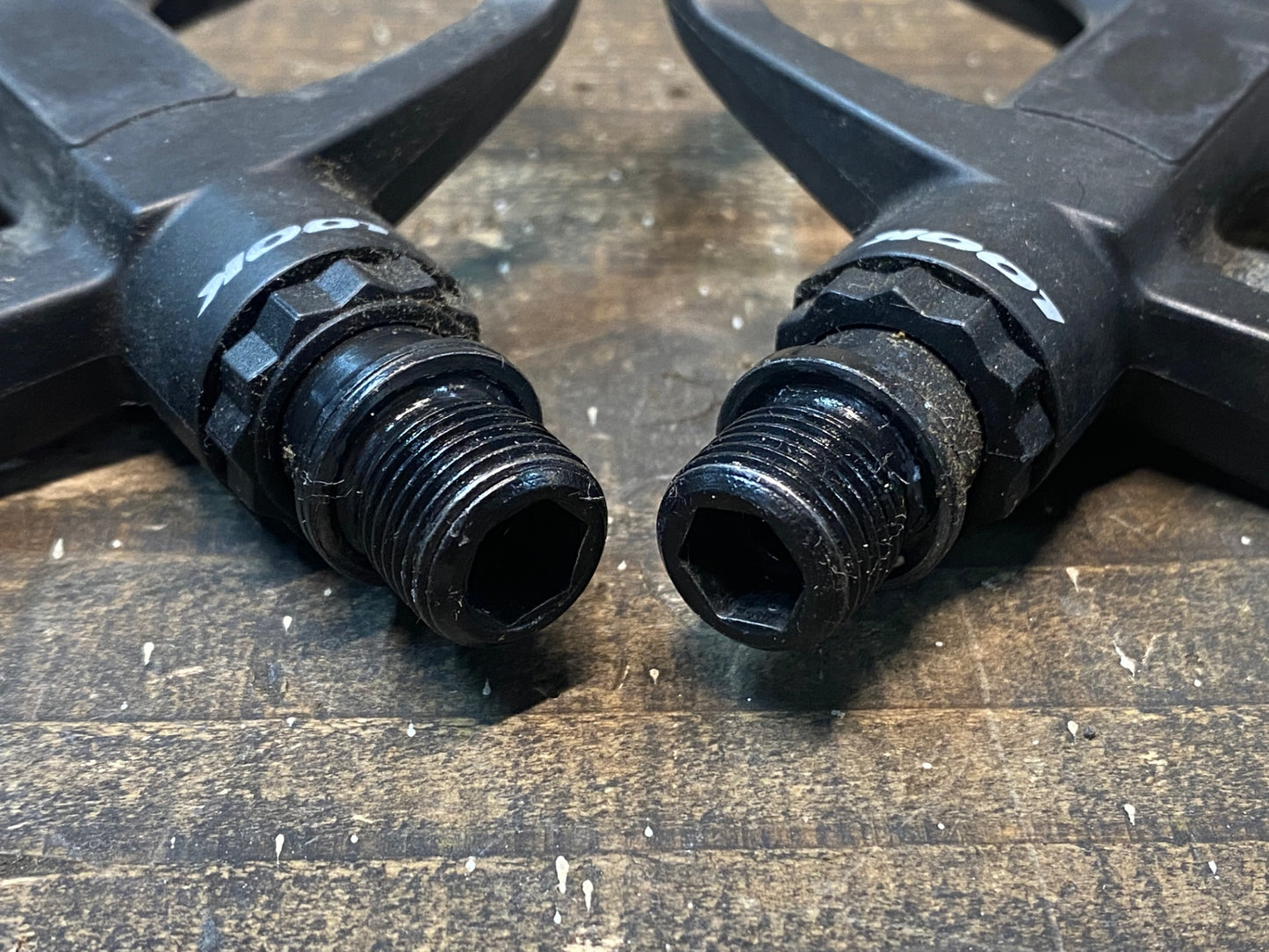 IQ591 ルック LOOK KEO CARBON ビンディングペダル 黒