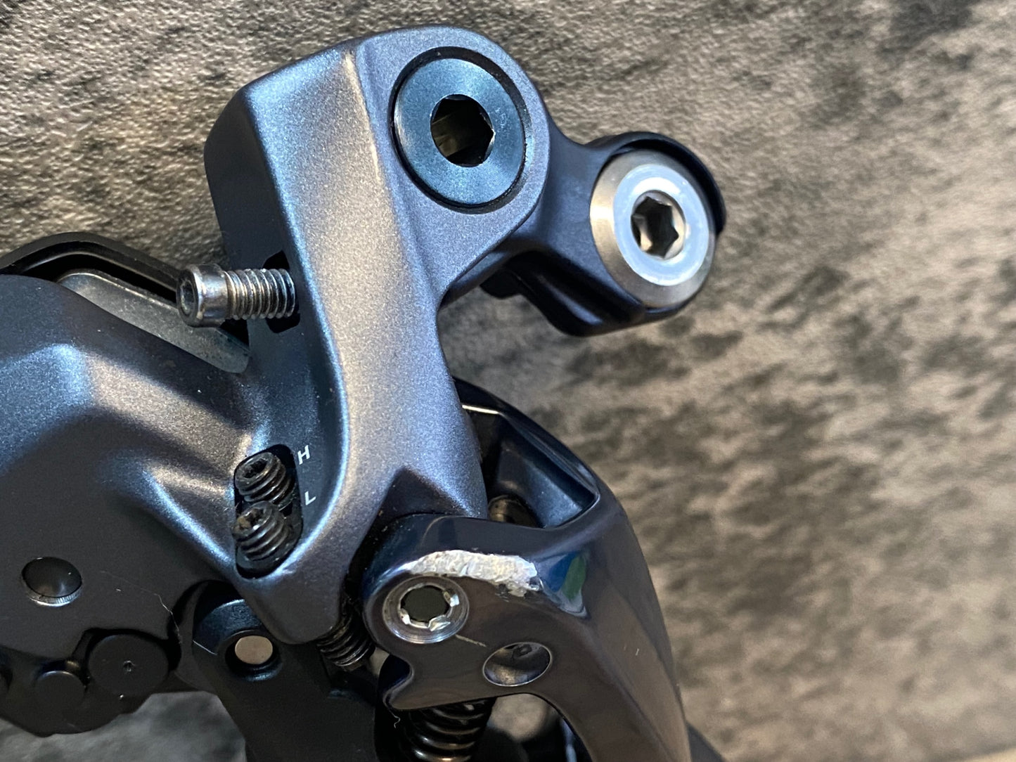 IU689 シマノ SHIMANO アルテグラ ULTEGRA RD-R8050 GS Di2 リアディレイラー 11s 動作確認済