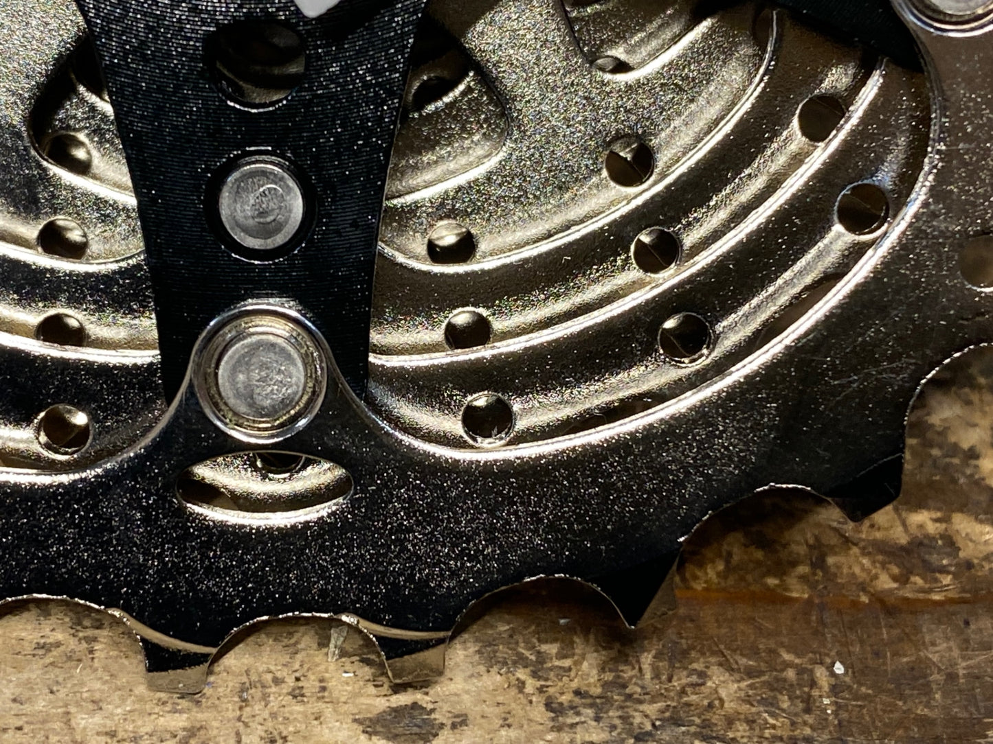 IO748 シマノ SHIMANO 105 CS-R7000 スプロケット 11-28T 11S