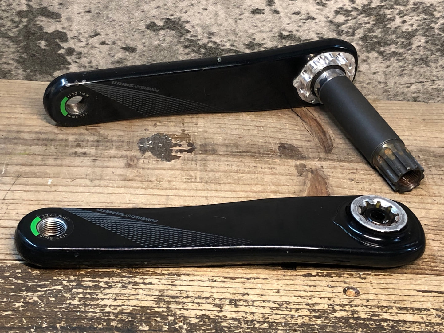 IW708 クオーク QUARQ カーボン クランクアームセット 172.5mm GXP