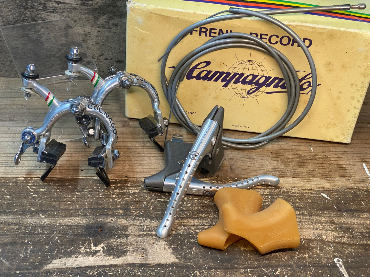 IO811 カンパニョーロ CAMPAGNOLO RECORD COLNAGO 刻印 ブレーキレバーキャリパーセット 未使用