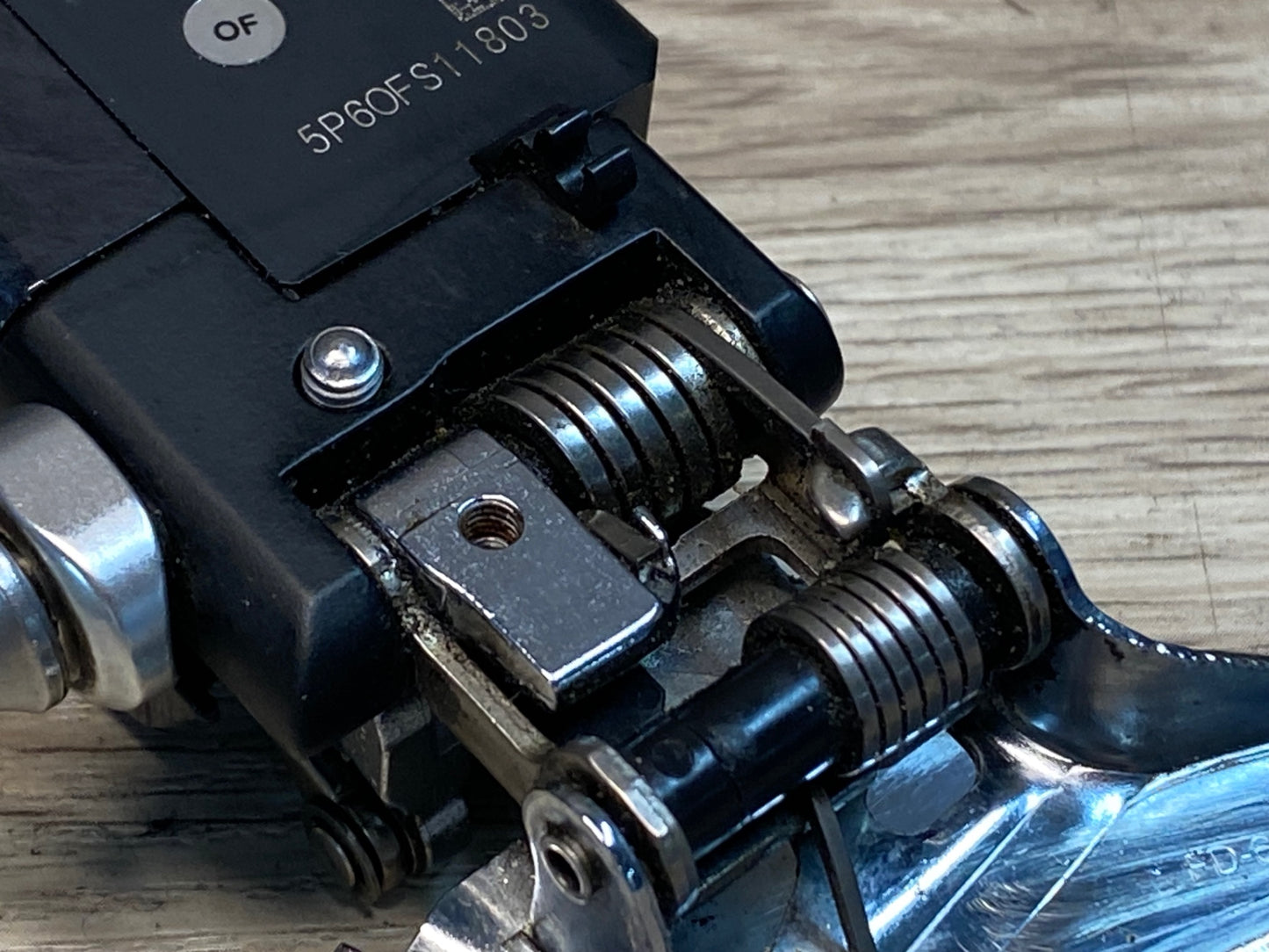 IV019 シマノ SHIMANO アルテグラ ULTEGRA FD-6870 直付 フロントディレイラー Di2 電動