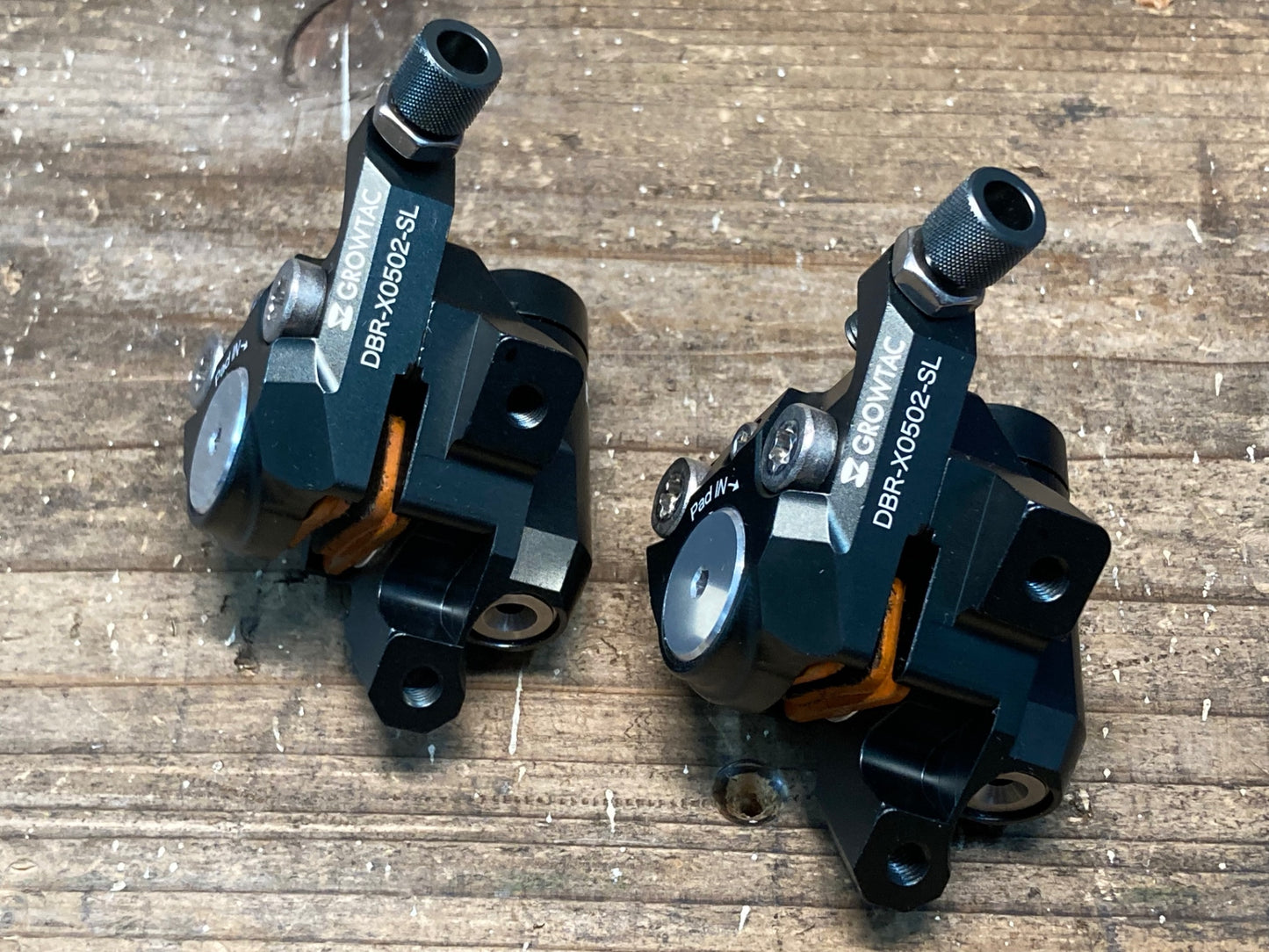 IQ156 グロータック GROWTAC EQUAL DBR-X0502-SL 機械式 ディスクブレーキキャリパー FM セット グレー