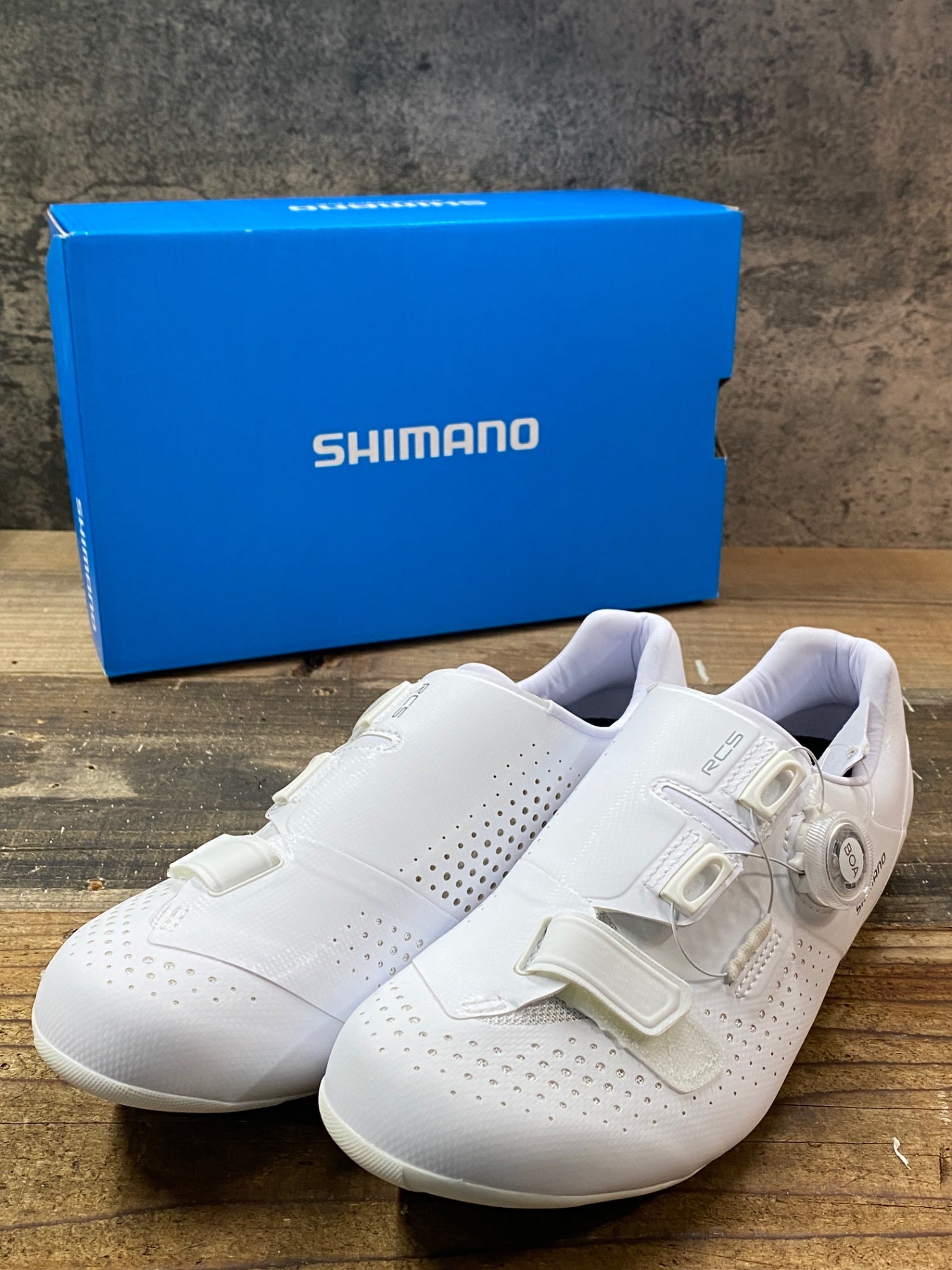 IP479 シマノ SHIMANO RC5 SH-RC500 ビンディングシューズ 白 EU40 SPD-SL ※新品未使用