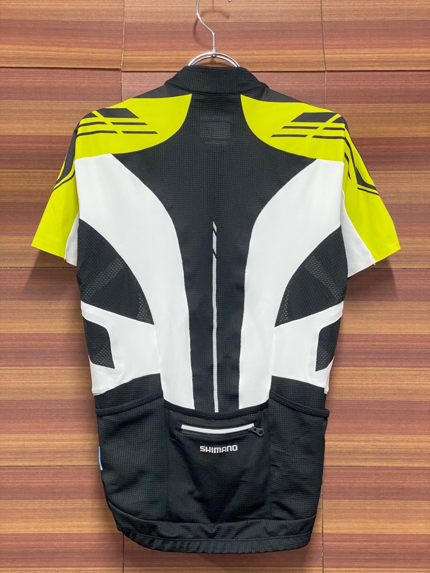 IT528 シマノ SHIMANO 半袖サイクルジャージ 黒白黄 ASIA M ※ほつれ