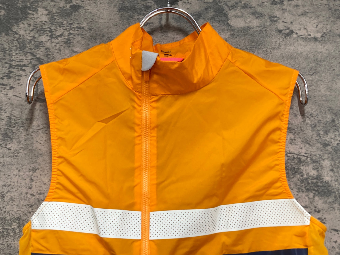 IY121 ラファ Rapha Brevet ジレ サイクルベスト ポケット付き S オレンジ