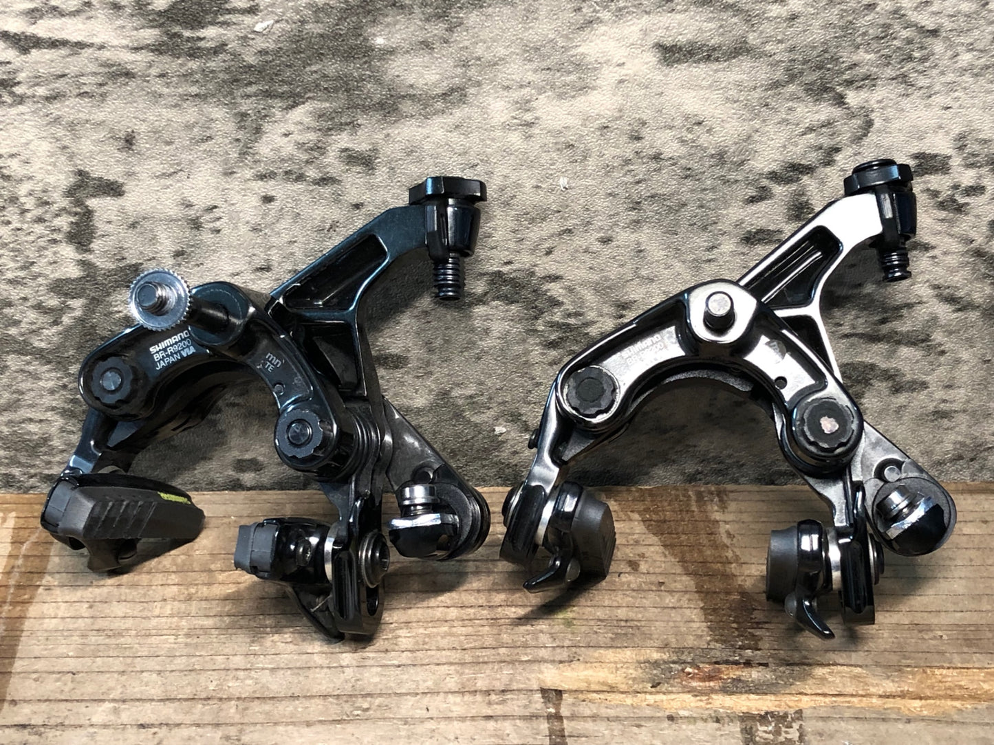 JB184 シマノ SHIMANO デュラエース DURA-ACE BR-R9200 前後ブレーキセット ※固定ナット欠品