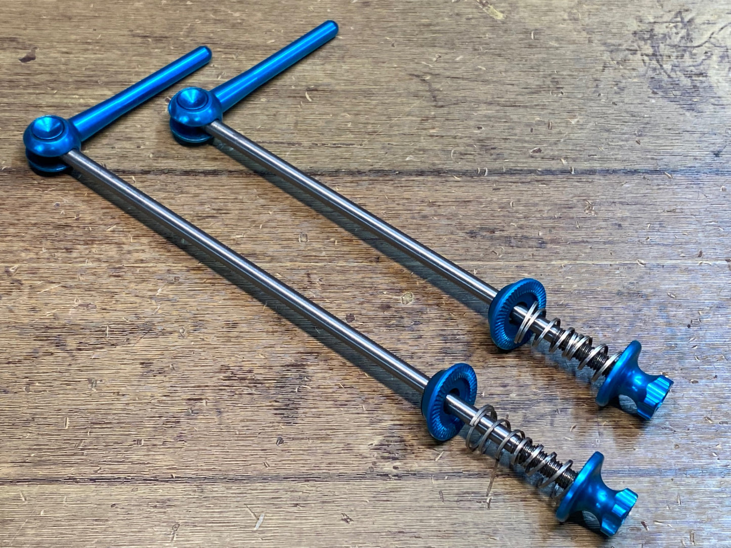 IZ034 モートップ MORTOP チタン クイックリリース 青 前後セット